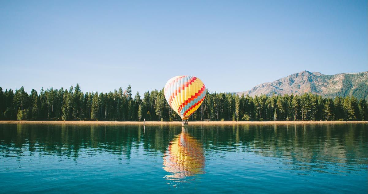 Hot air balloon stock image; CASH4UNOW; consumer lending; payments; fintech; Cashflows